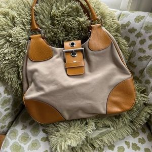 PRADA❤️HANDBAG❤️ Never used !!